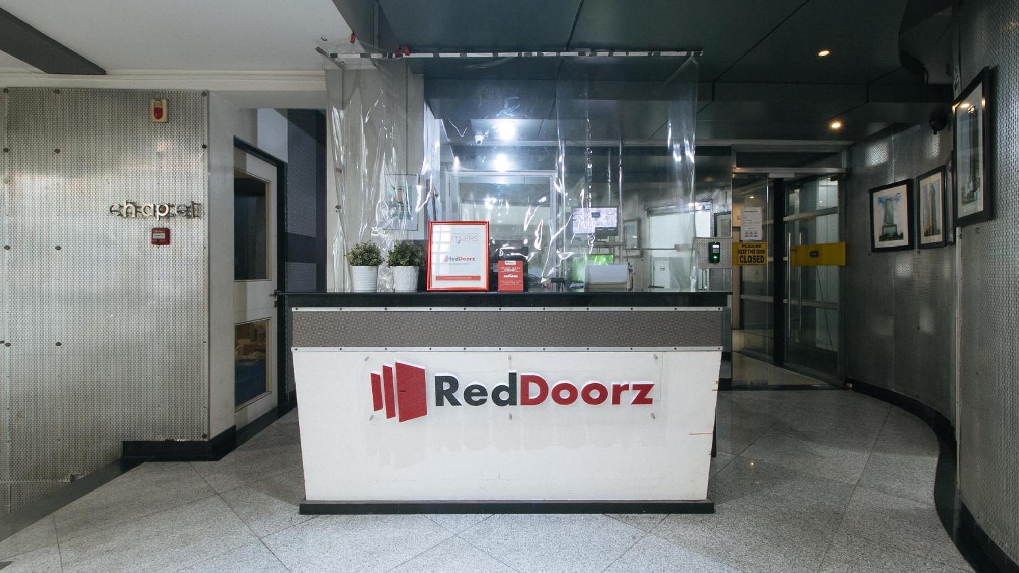 Reddoorz Plus At Banawe Bandar Quezon Luaran gambar