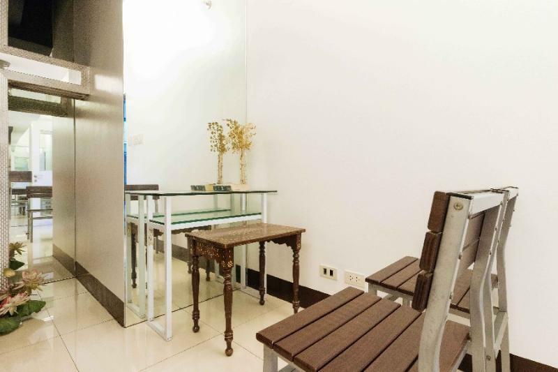 Reddoorz Plus At Banawe Bandar Quezon Luaran gambar